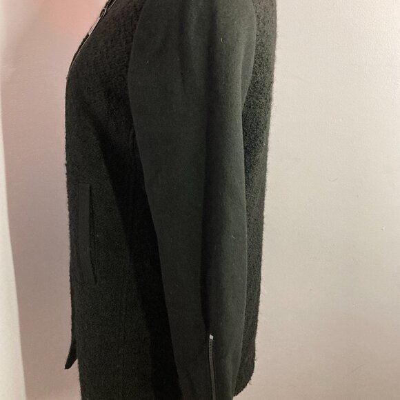 Kenneth Cole Wool Blend Boucle Jacket, EUC, Size 6 - Picture 4 of 16